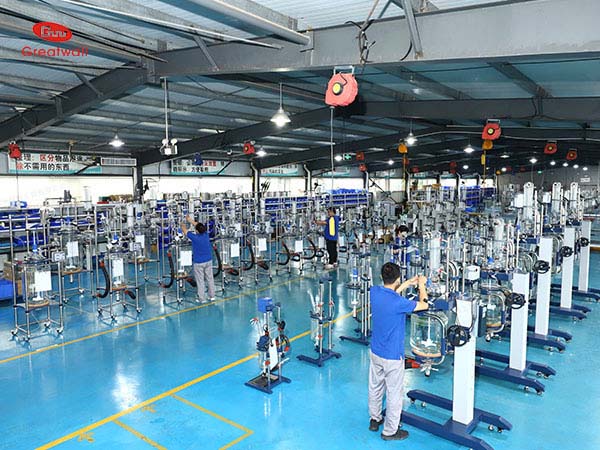 制藥行業反應釜控溫高低溫一體機